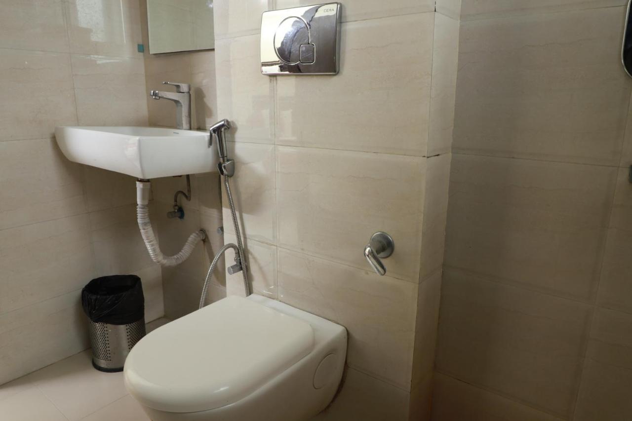Lime Tree Studio Near Fortis Гургаон Екстериор снимка