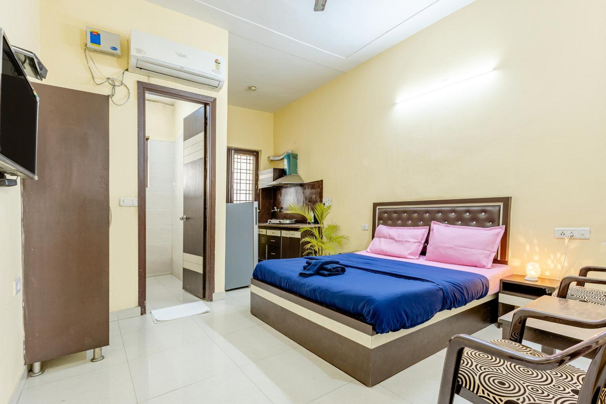 Lime Tree Studio Near Fortis Гургаон Екстериор снимка