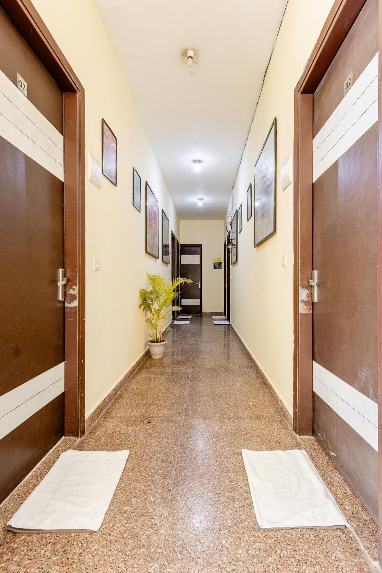Lime Tree Studio Near Fortis Гургаон Екстериор снимка