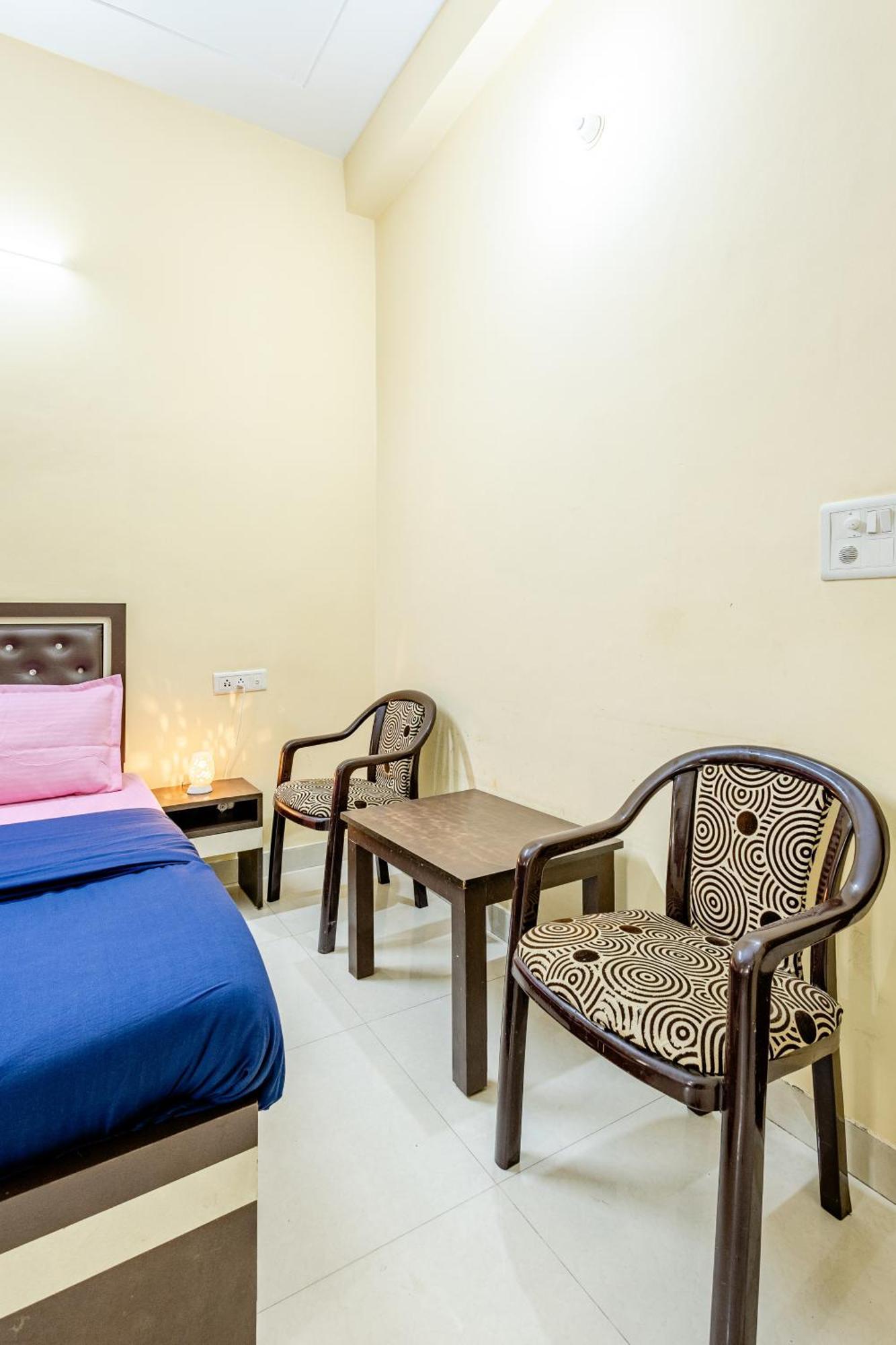 Lime Tree Studio Near Fortis Гургаон Екстериор снимка